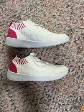 Girls White Slip-On Sneakers size 13